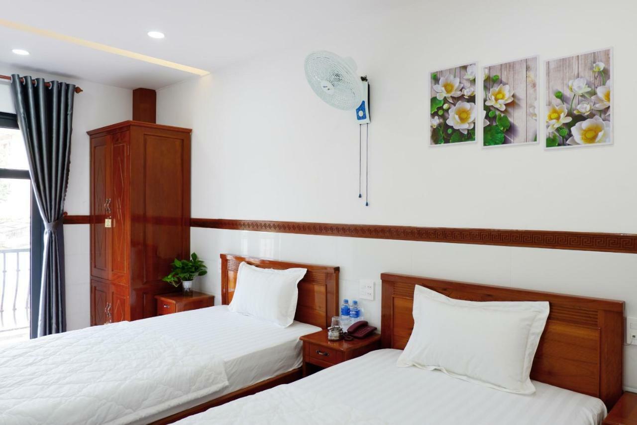 Thy Hung Legacy Hotel Туїхоа Екстер'єр фото